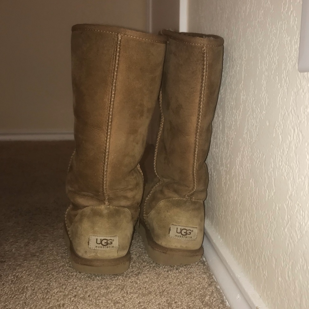 Tan Ugg Boots